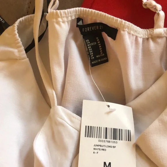 Summer lovin’ red and white jumpsuit - Picture 6 of 7